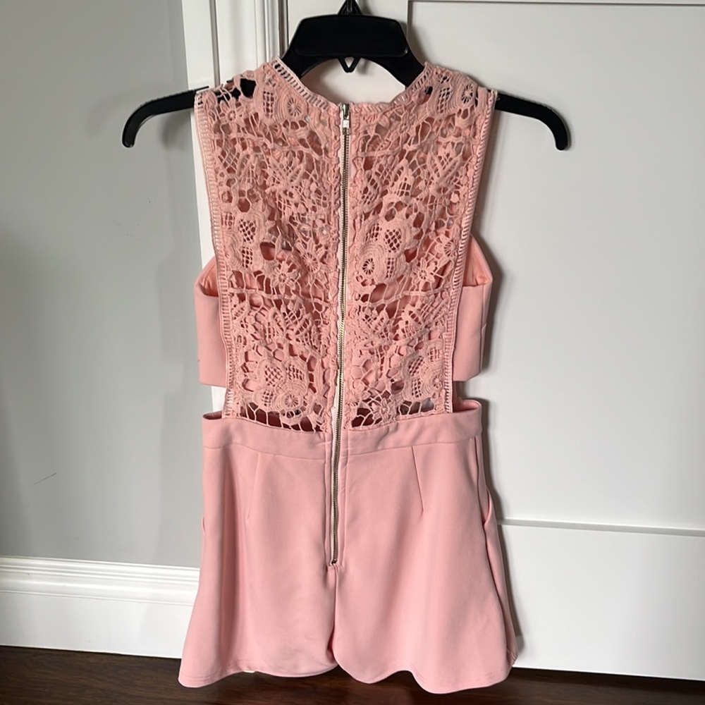 romper - Picture 2 of 2